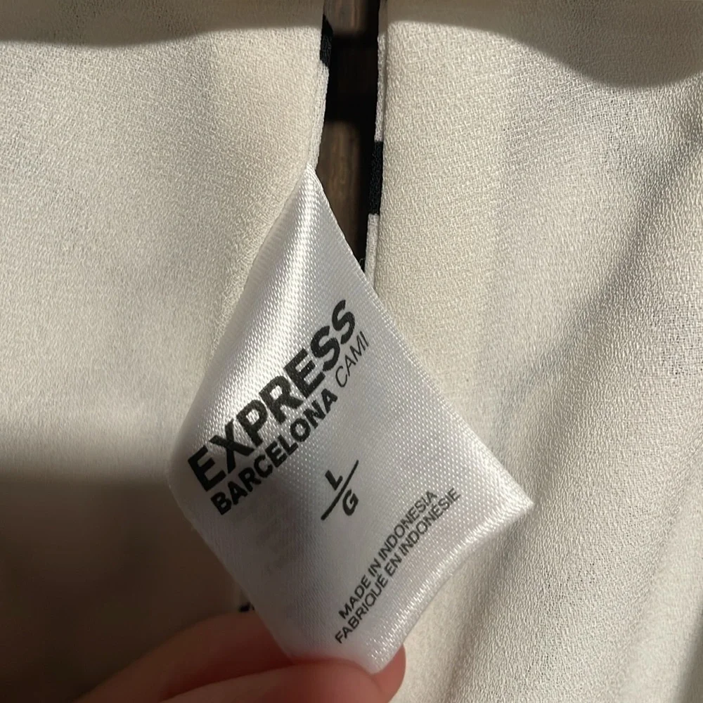 Express Barcelona Cami - Picture 2 of 4